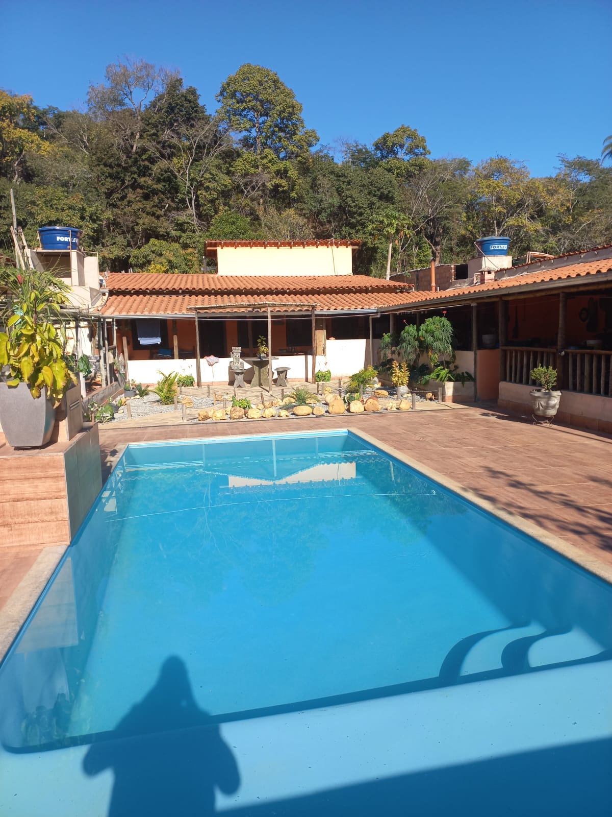 Sítio com Nascente e Piscina — foto 2