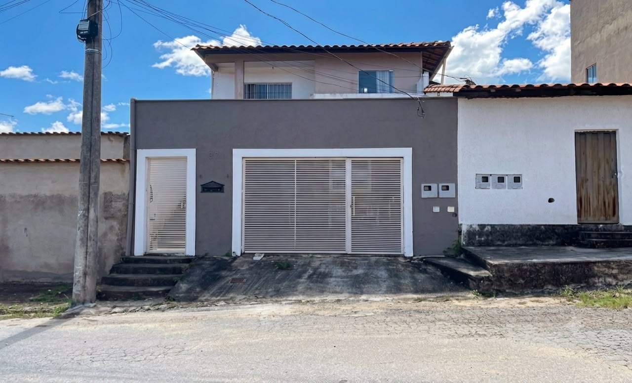 2 Casas Independentes no Adeodato