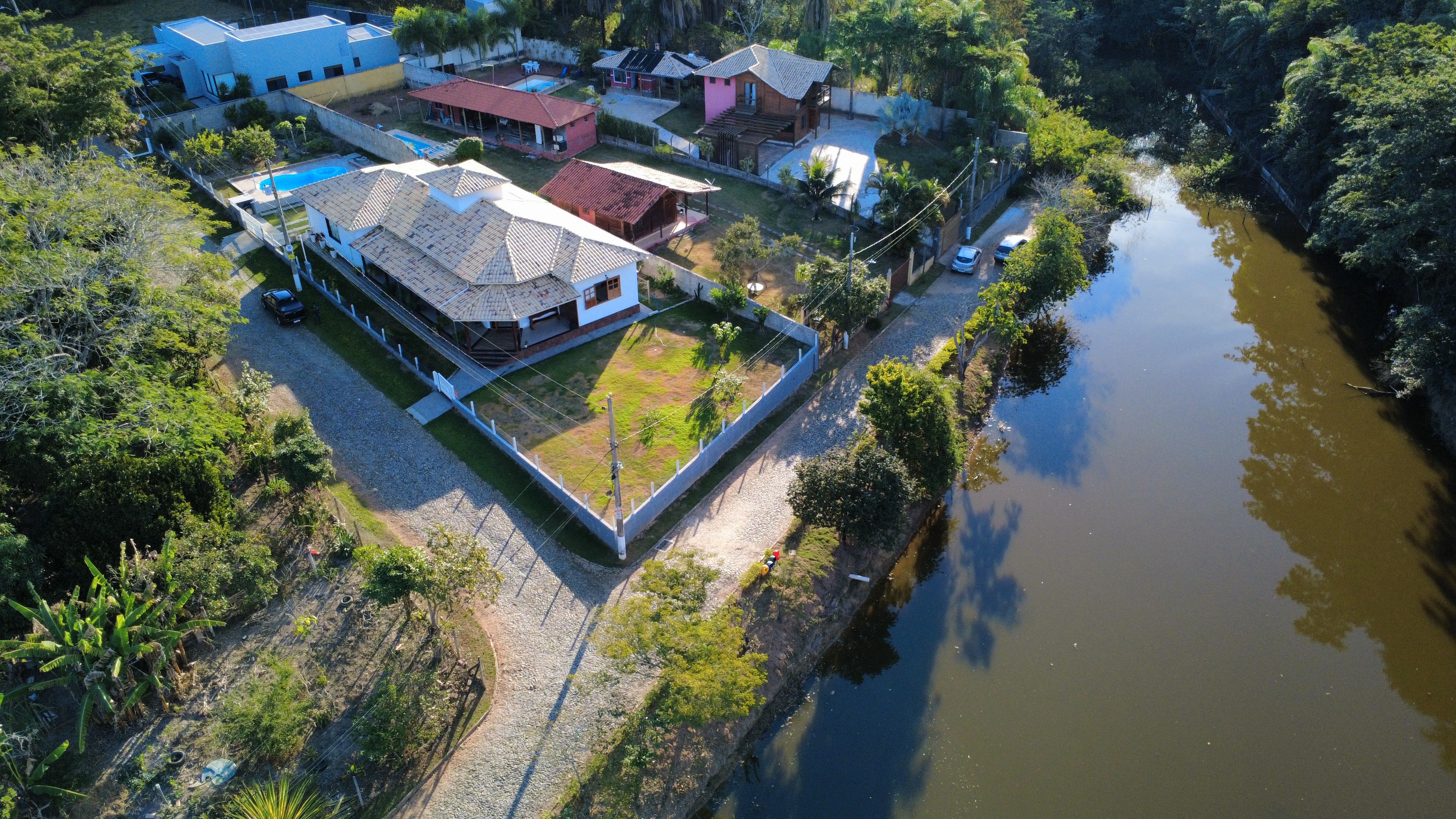 Casa de Alto Padrão com 3 Suítes, Piscina e 1.000 m² no Condomínio Recanto do Luar – Santa Luzia/MG — foto 8