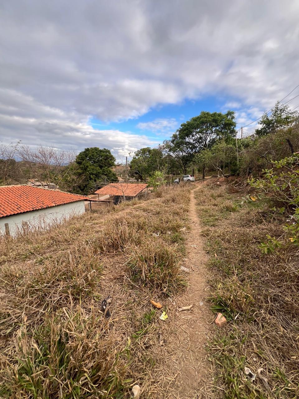 Lote de Esquina com Excelente Localização no Fecho — foto 3