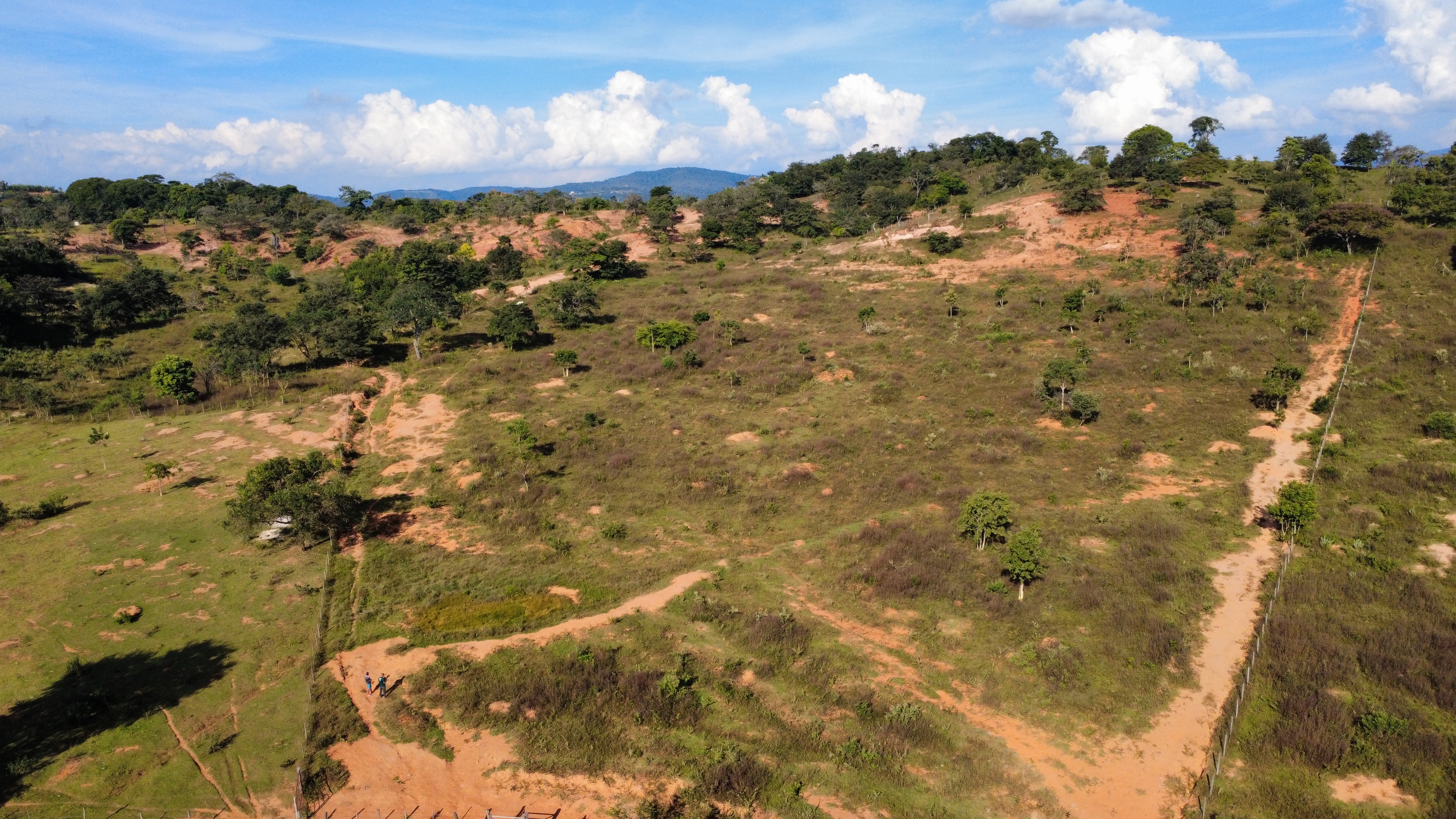 Terreno 1,4 hectares a 1km do asfalto — foto 4