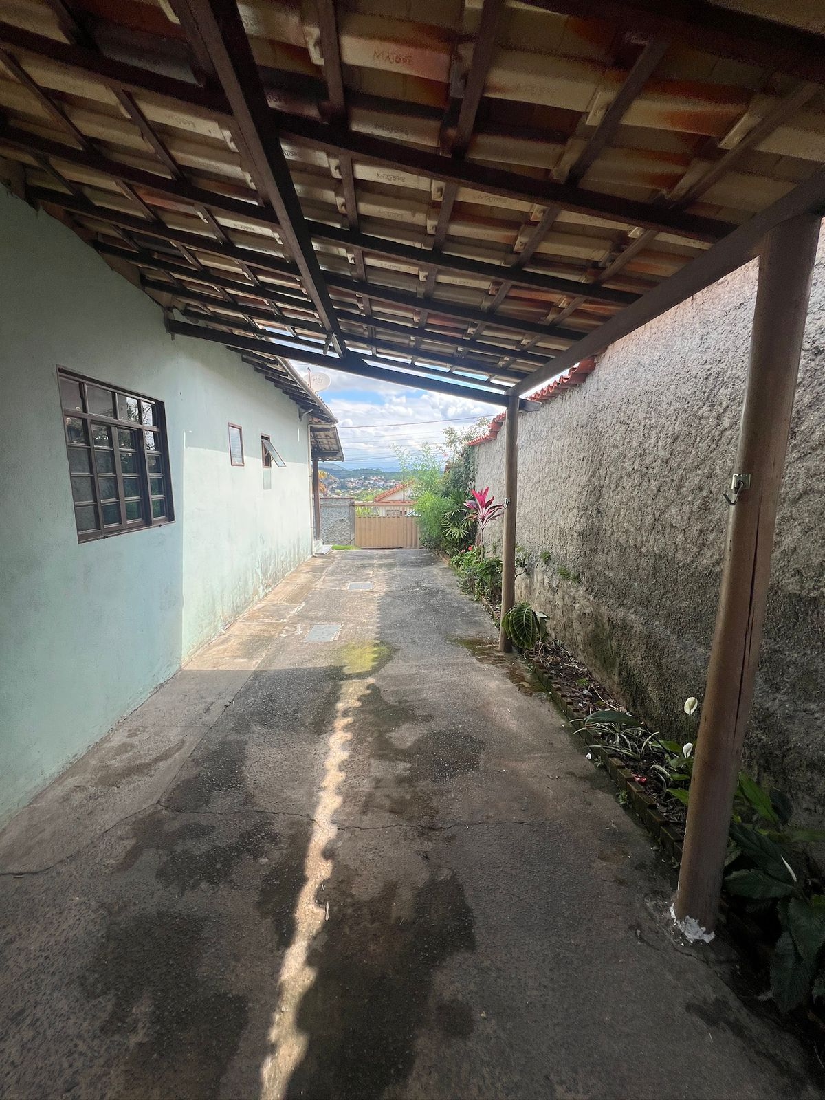 Casa com 3 Quartos no Idulipê — foto 10
