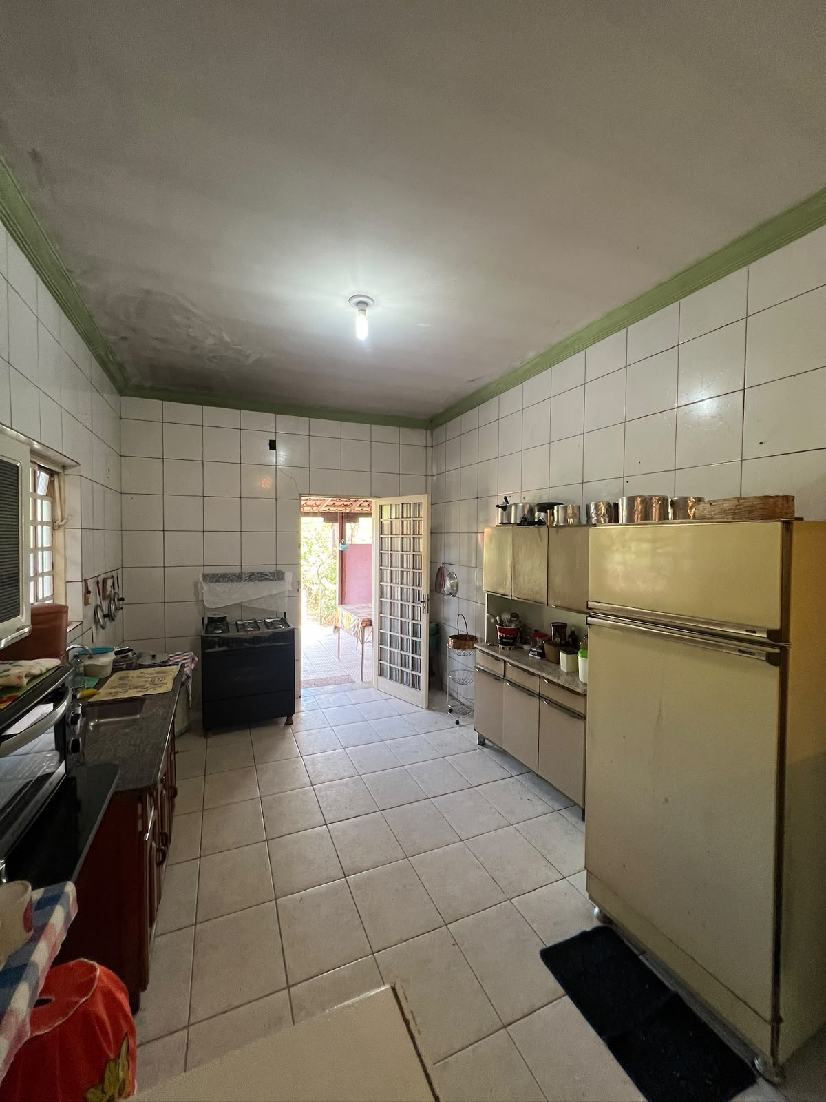 Chácara com Casa Ampla e Pomar Formado — foto 6