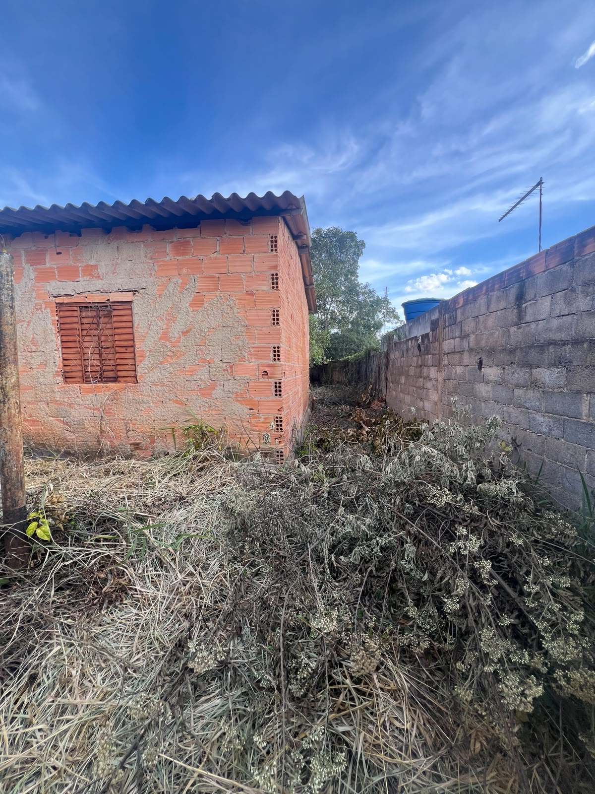 Lote Grande Plano Pronto para Construir — foto 3