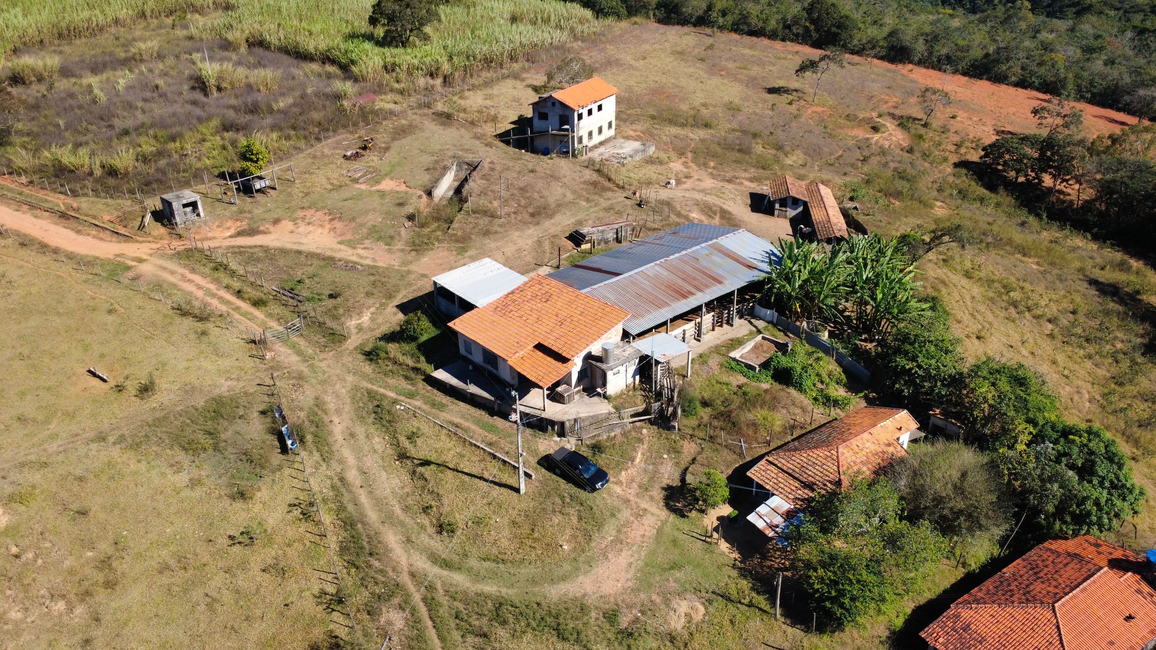 Área de 32 Hectares com Lagoa, Córrego e Poço Artesiano — foto 8