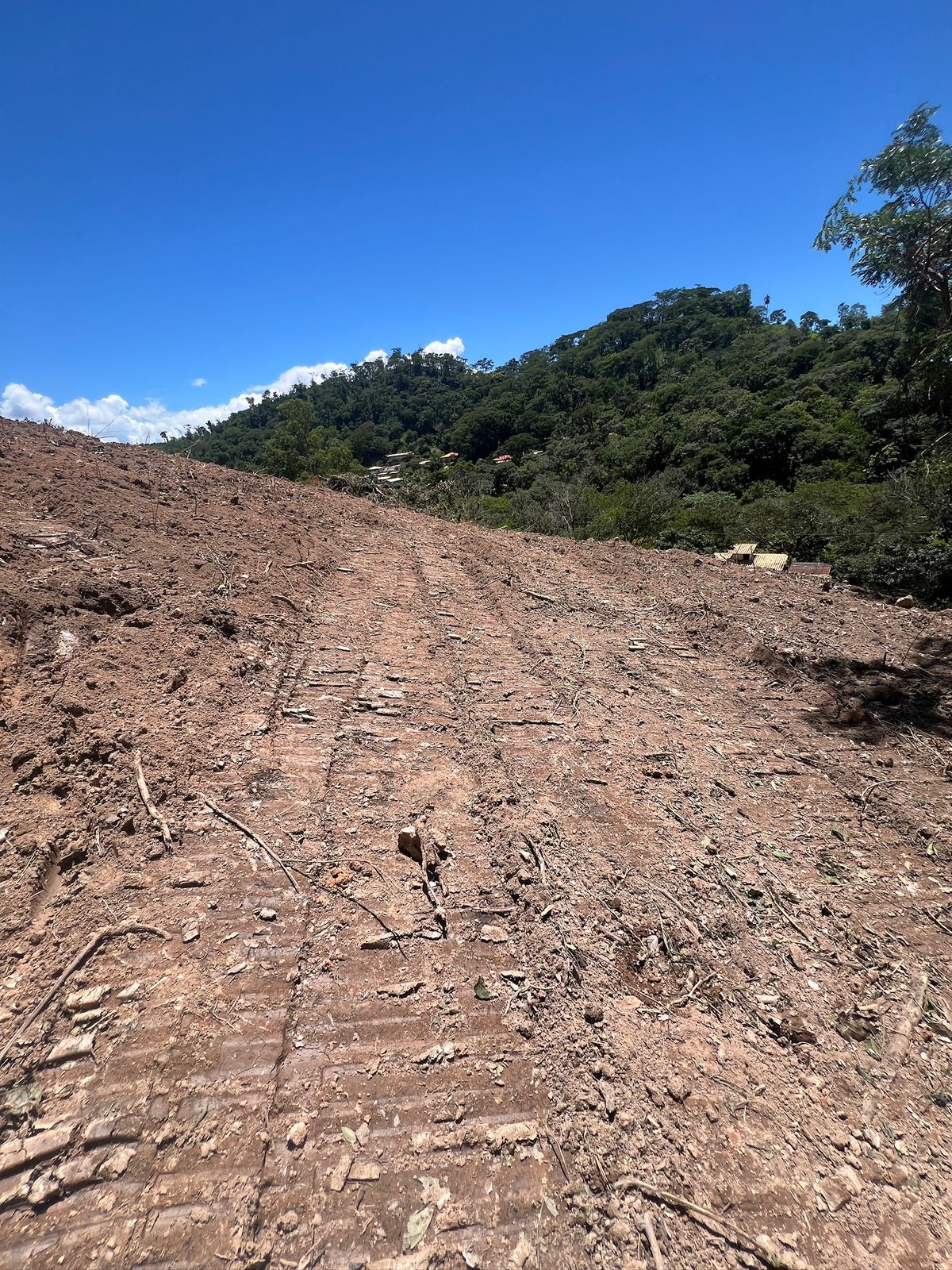 🌿 Terreno de 1.425m² no Engenho | Vista Privilegiada | R$ 90 Mil