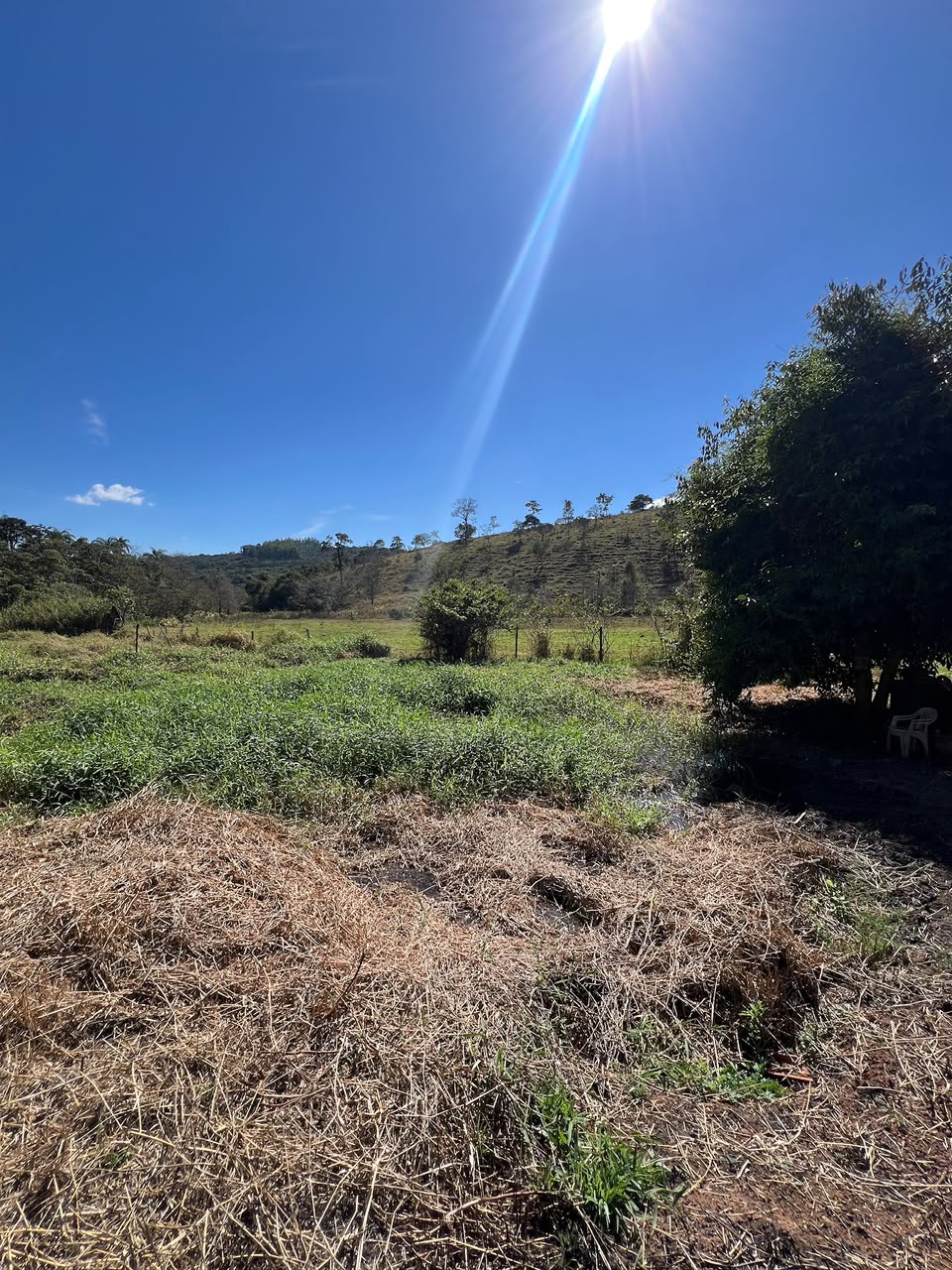 Chácara com 1.700m², Lagoa de Nascente e Vista Definitiva na Comunidade Rural de Água Limpa – Santa Luzia | R$ 380.000 — foto 1