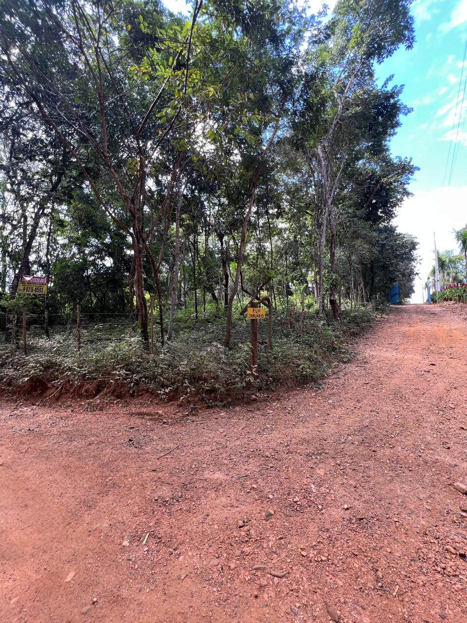 Chácara de 1.150m² à Venda em Boa Vista, Jaboticatubas MG | Terreno de Esquina — foto 1